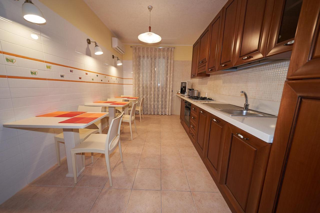 B&B Mary Grace Rossano Stazione Extérieur photo